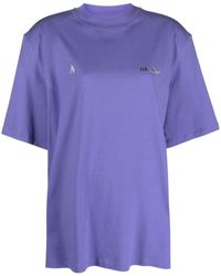 The Attico - Kilie T-Shirt mit Schulterpolstern - Lyst