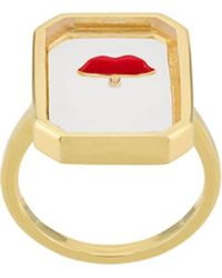 Eshvi Ring mit Lippen-Applikation - Mettallic