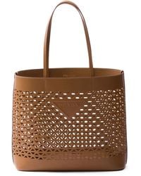Prada - Handtasche Aus Faux-Leder Mit Perforiertem Logo - Lyst