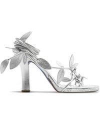 Burberry - Sandalias Ivy Flora con tacón de 105 mm - Lyst