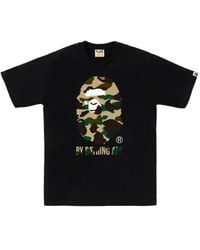 A Bathing Ape - Camiseta con motivo militar y logo - Lyst