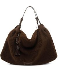 La Carrie - Sac Porté Épaule Teddy À Plaque Logo - Lyst