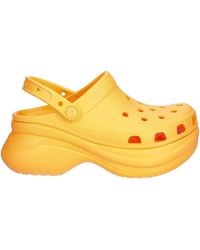 Crocs™ - Perforierte Pantoletten Mit Plateau - Lyst