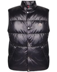 Moncler - Gewatteerde Bodywarmer Met Logo-Applicatie - Lyst