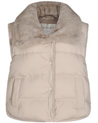 Urbancode - Gesteppte Weste Mit Faux Fur-Kragen - Lyst