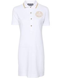 Versace - Poloshirtkleid mit Logo-Stickerei - Lyst