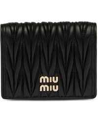 Miu Miu - Logo-plaque Matelassé Wallet - Lyst