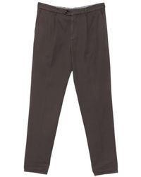 Brunello Cucinelli - Broek Met Toelopende Pijpen En Geplooide Taille - Lyst
