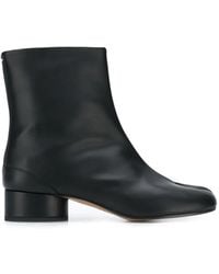 Maison Margiela - Tabi Ankle Boots - Lyst