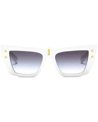 Balmain - Zonnebril Met Cat-Eye Montuur En Studs - Lyst