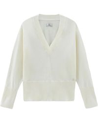 Woolrich - Vネック セーター - Lyst