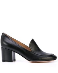 Mit Schwarz Mit Absatz Absatz Schwarz Loafer Loafer Mittelhohem Mittelhohem m8nwNOv0