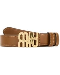 Miu Miu - Ledergürtel mit Logo-Schild - Lyst