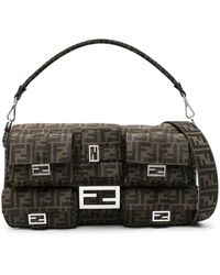 Fendi - Maxi Multipocket Baguette Schultertasche - Lyst