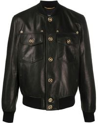 Кожаные куртки Versace для мужчин — скидки до 55% на Lyst.com.ru