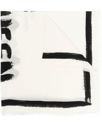 Dames Accessoires voor voor Sjaals en sjaaltjes voor Alexander McQueen Sjaal Met Graffitiprint in het Zwart 