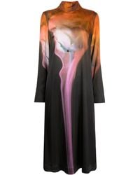 Stine Goya - Vestido midi Mille con estampado abstracto - Lyst