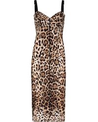 Dolce & Gabbana - Vestido midi con estampado de leopardo - Lyst