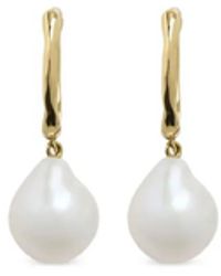 Monica Vinader - 14K Small Baroque Pearl Huggie Earrings - Lyst
