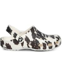 Crocs™ - Pantoletten Mit Kuh-Print - Lyst