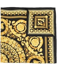 Versace - Foulard con stampa barocca e giallo in seta - Lyst