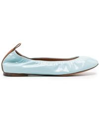 Lanvin - Gathered Patent Finish Flat Shoes - Lyst