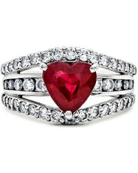 Jewels Aficionado - Platinum Heart-Shape Diamond And Ruby Ring - Lyst