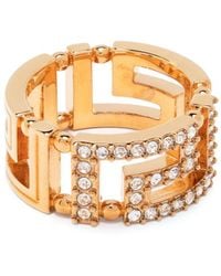 Versace - Greca Ring mit Kristallen - Lyst
