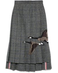 Thom Browne - Flying Geese Geplooide Midi-Rok Met Applicatie - Lyst