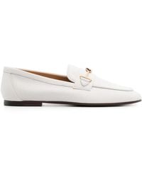 Tod's - Grained Leather Loafers With Metal T Ring Accessory Shoes - Lyst