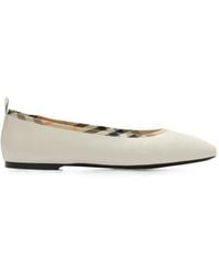Burberry - Ballerines Robin En Cuir À Carreaux - Lyst