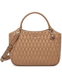 Guess - Gesteppte Valla Tote Bag mit Anhänger - Lyst