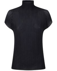 Issey Miyake - Plissiertes T-Shirt - Lyst
