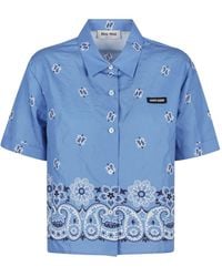 Miu Miu - Camicia A Maniche Corte Con Stampa Bandana - Lyst
