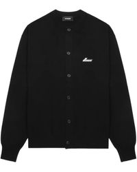 we11done - Geknöpfter Cardigan mit Logo-Patch - Lyst