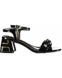 Laura Biagiotti - Patent-Finish Chain-Link Sandals - Lyst