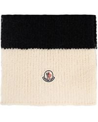 Moncler - Sciarpa A Righe Con Applicazione - Lyst