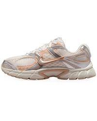 Nike - V5 Rnr "Phantom Chalk Shimmer" Sneakers - Lyst