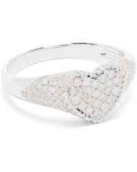 Yvonne Léon - 9kt White Gold Baby Chevalier Coeur Diamond Signet Ring - Lyst
