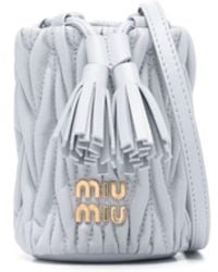 Miu Miu - Mini Matelassé-Tasche mit Logo - Lyst