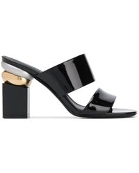 best sandals to wear on the beach