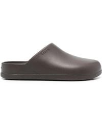Crocs™ - Dylan Klompen Met Logo-Reliëf - Lyst