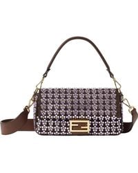Fendi - Bolso de hombro Baguette mediano con cristales - Lyst