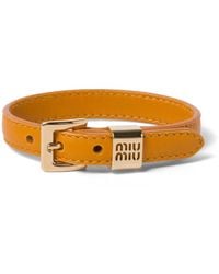 Miu Miu - Bracelet en cuir à plaque logo - Lyst