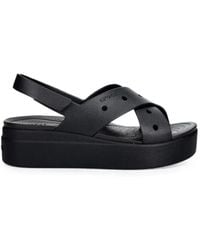 Crocs™ - Brooklyn 4U Cross Strap Platform Sandals - Lyst