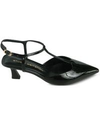 Stuart Weitzman - Vinnie Sandalen Met T-Bandje - Lyst