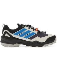 adidas - Skychaser Hiking Low-Tops Sneakers - Lyst