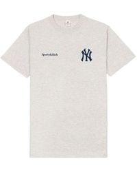 Sporty & Rich - Yankees Serif T-Shirt - Lyst