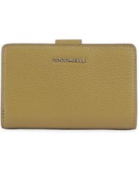 Coccinelle - Logo-Detail Leather Wallet - Lyst