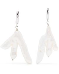 Gohar World - Chicken Foot Pearl Earrings - Lyst